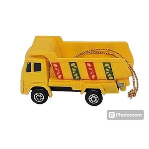 Vtg 1999 Maisto Yellow Red Green Dump Truck Die Cast Christmas Ornament CL13